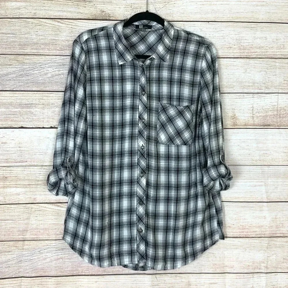 KUT from the KLOTH Check Plaid Button Down Shirt - Picture 1 of 11